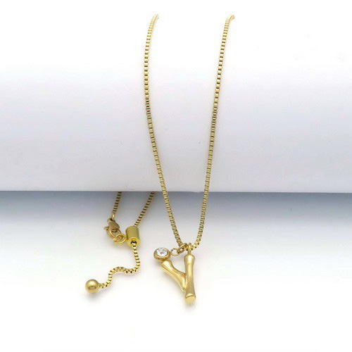 Elegantný zlatý set retiazky a prívesku v tvare písmena "Y", ktorý sa skvele hodí k bežnému oblečeniu a zároveň vyzdvihne Vašu krásu. 