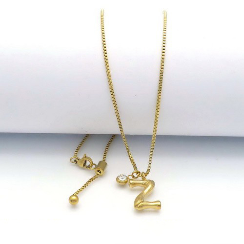 Elegantný zlatý set retiazky a prívesku v tvare písmena "Z", ktorý sa skvele hodí k bežnému oblečeniu a zároveň vyzdvihne Vašu krásu. 