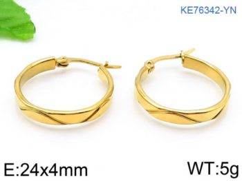 Ladné zlaté náušnice z chirurgickej ocele s praktickým zapínaním a minimalistickým vzorom rozžiaria Váš každodenný vzhľad.