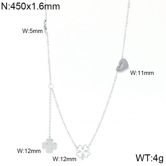 Ak si chcete do života priviesť šťastie, tak si doprajte tento krásny strieborný set retiazky s príveskami lístkov šťastia, ktoré Vám šťastie zaručene prinesú